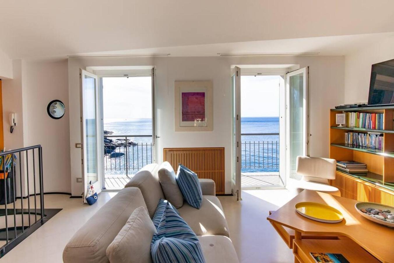 Carattino 12 Idyllic Seafront Retreat Leilighet Vernazza Eksteriør bilde